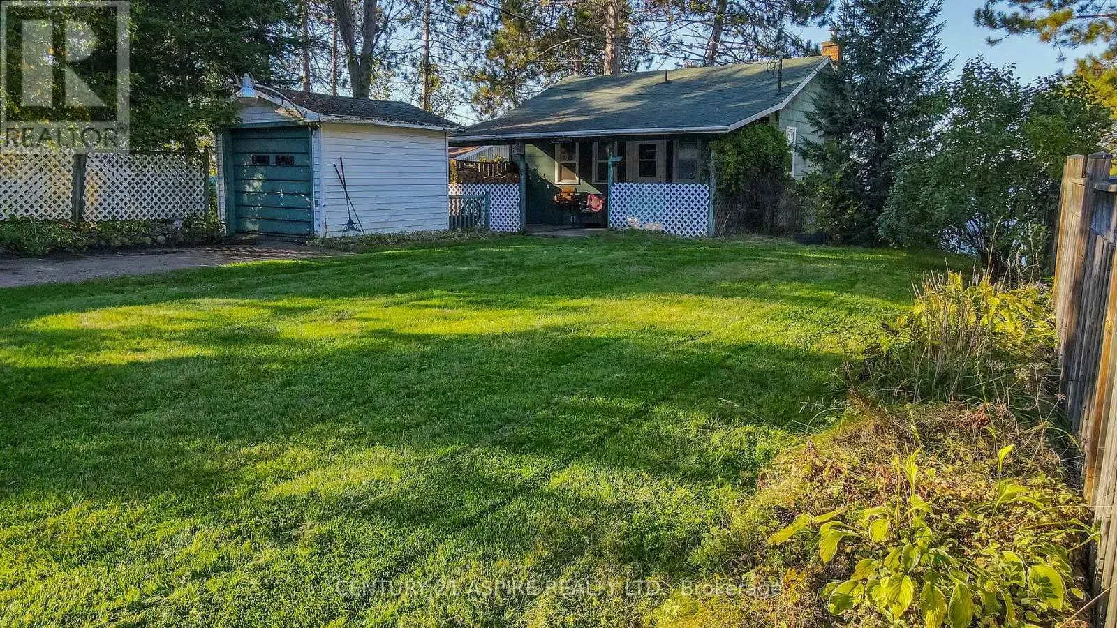 751 ROCK POINT LANE