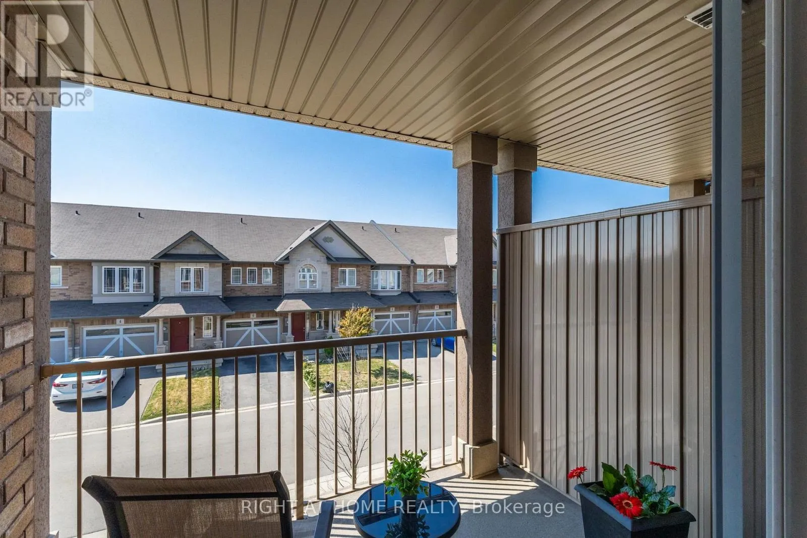 3 BLOOM CRESCENT