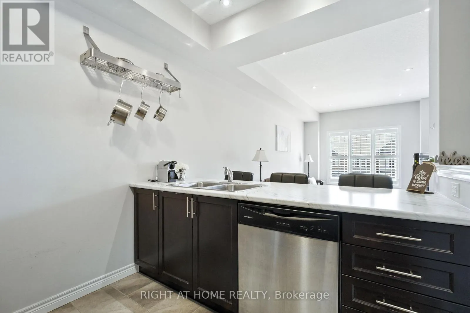 3 BLOOM CRESCENT