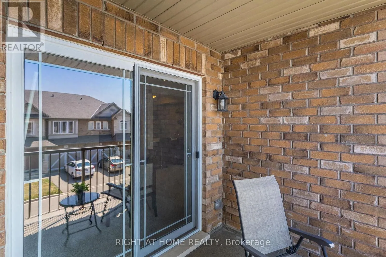 3 BLOOM CRESCENT