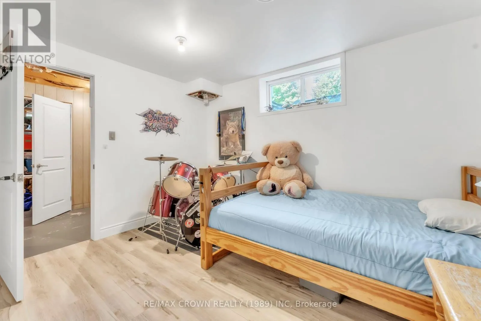 498 SOUTH RIVER ROAD