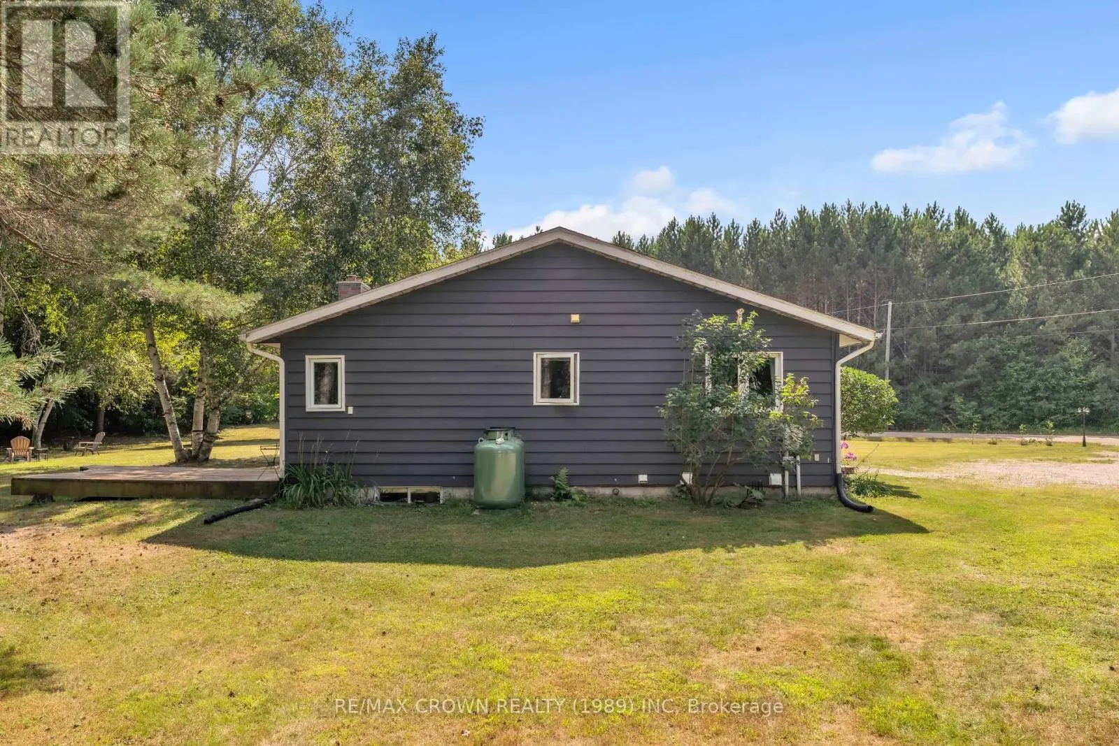 498 SOUTH RIVER ROAD