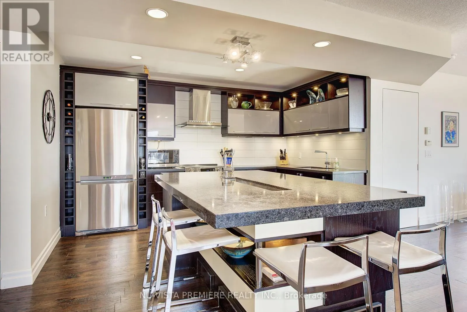 1203 - 250 PALL MALL STREET, #1203