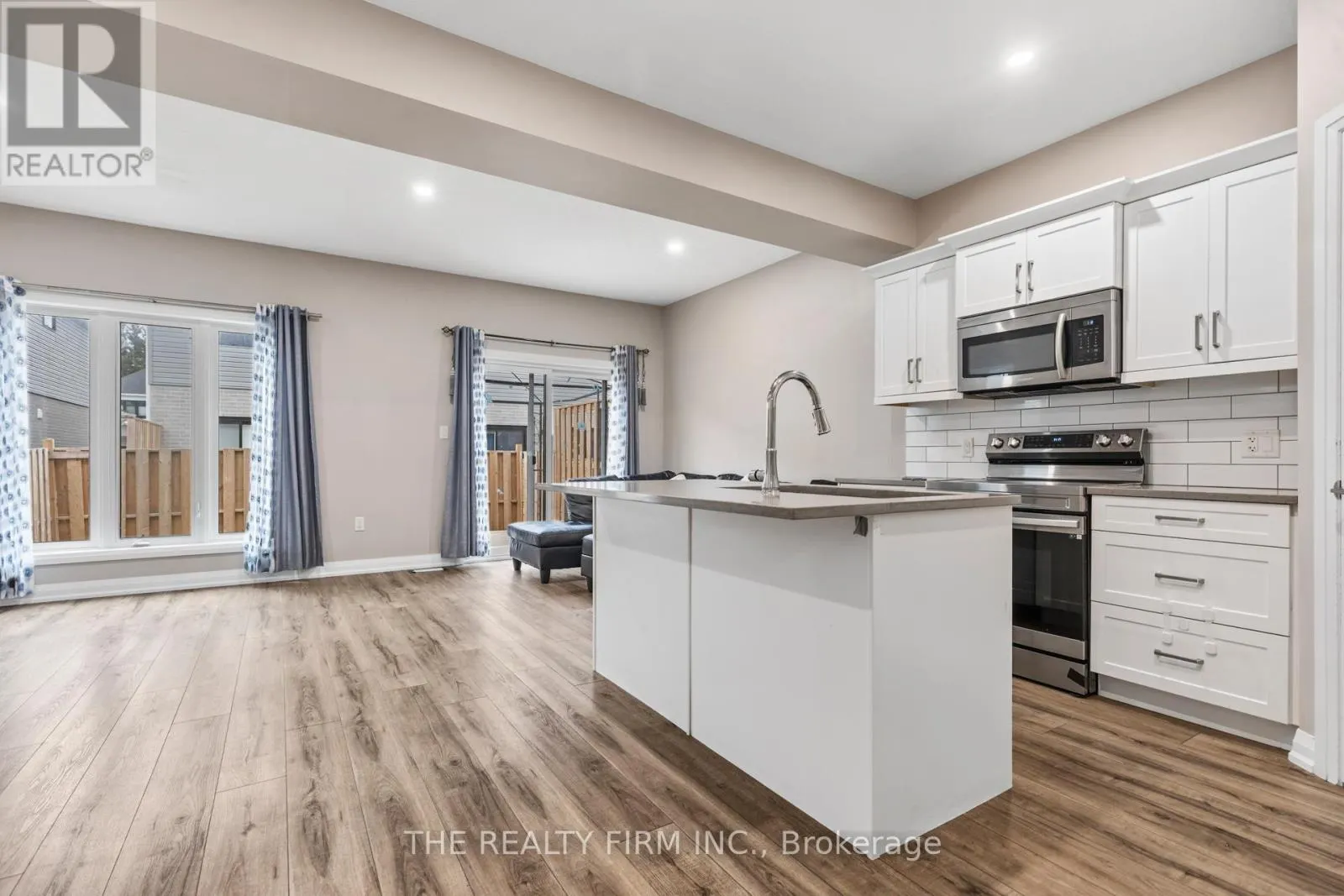 22 - 1 MILLER DRIVE, #22
