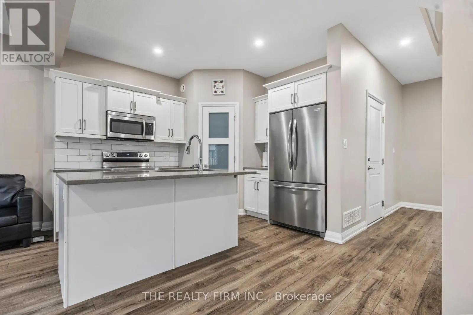 22 - 1 MILLER DRIVE, #22