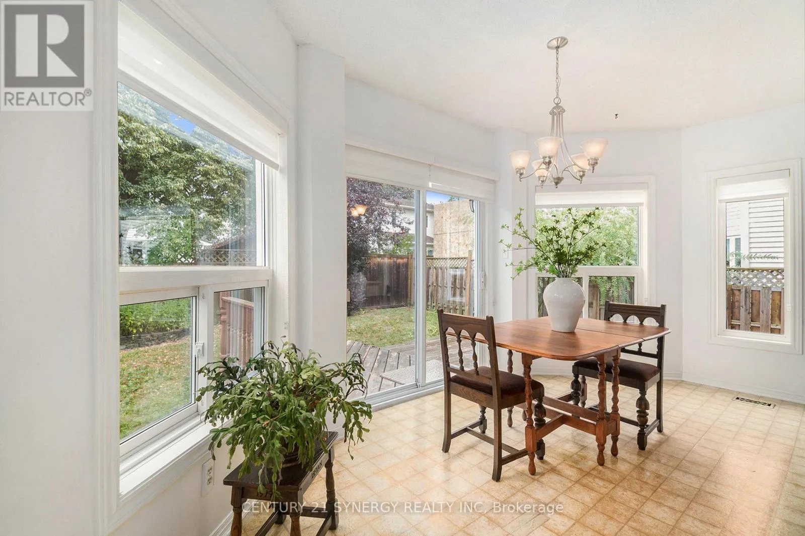1723 CARA CRESCENT