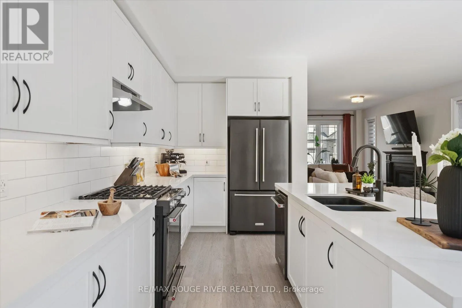 1093 RIPPINGALE TRAIL