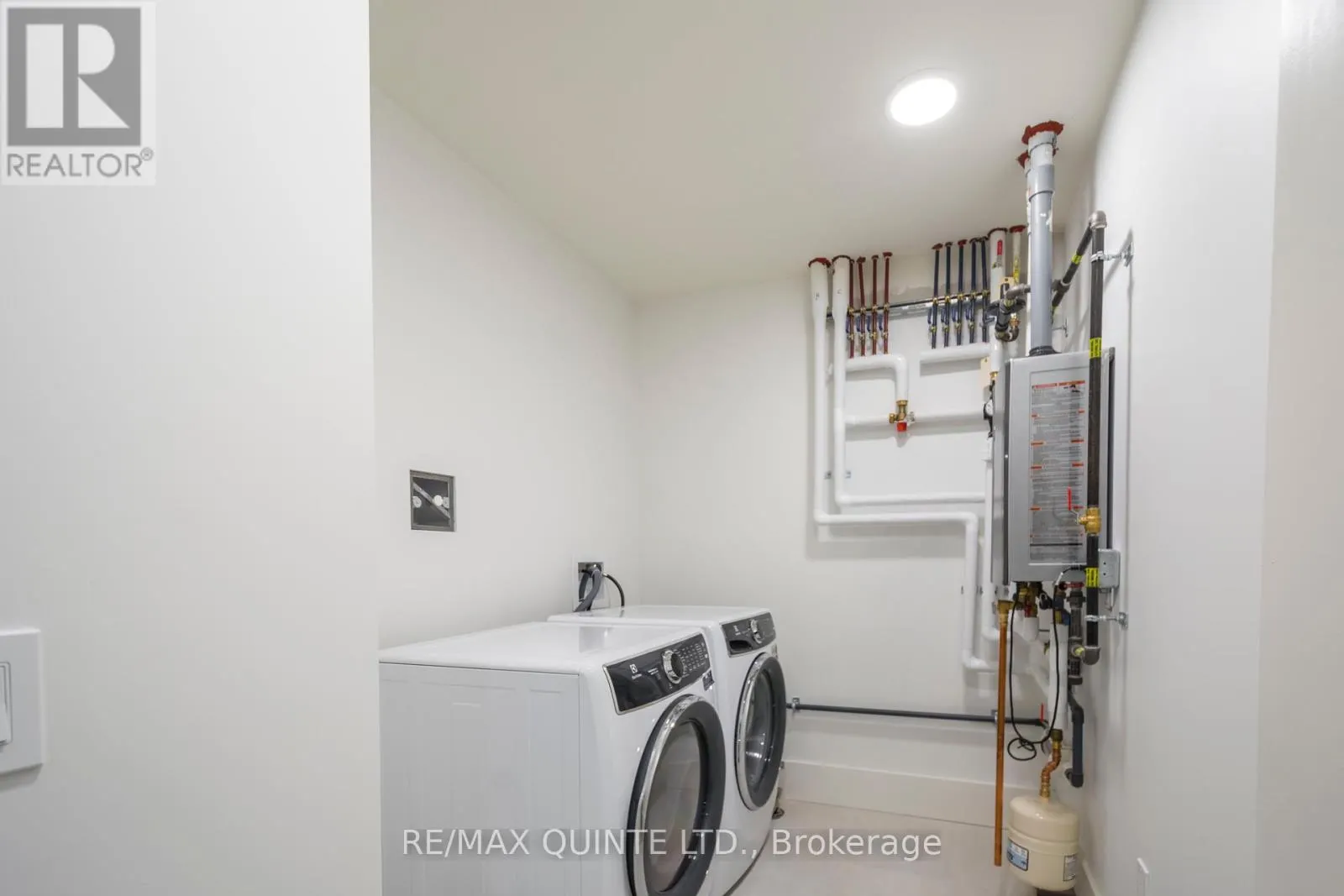 407 - 17 CLEAVE AVENUE, #407