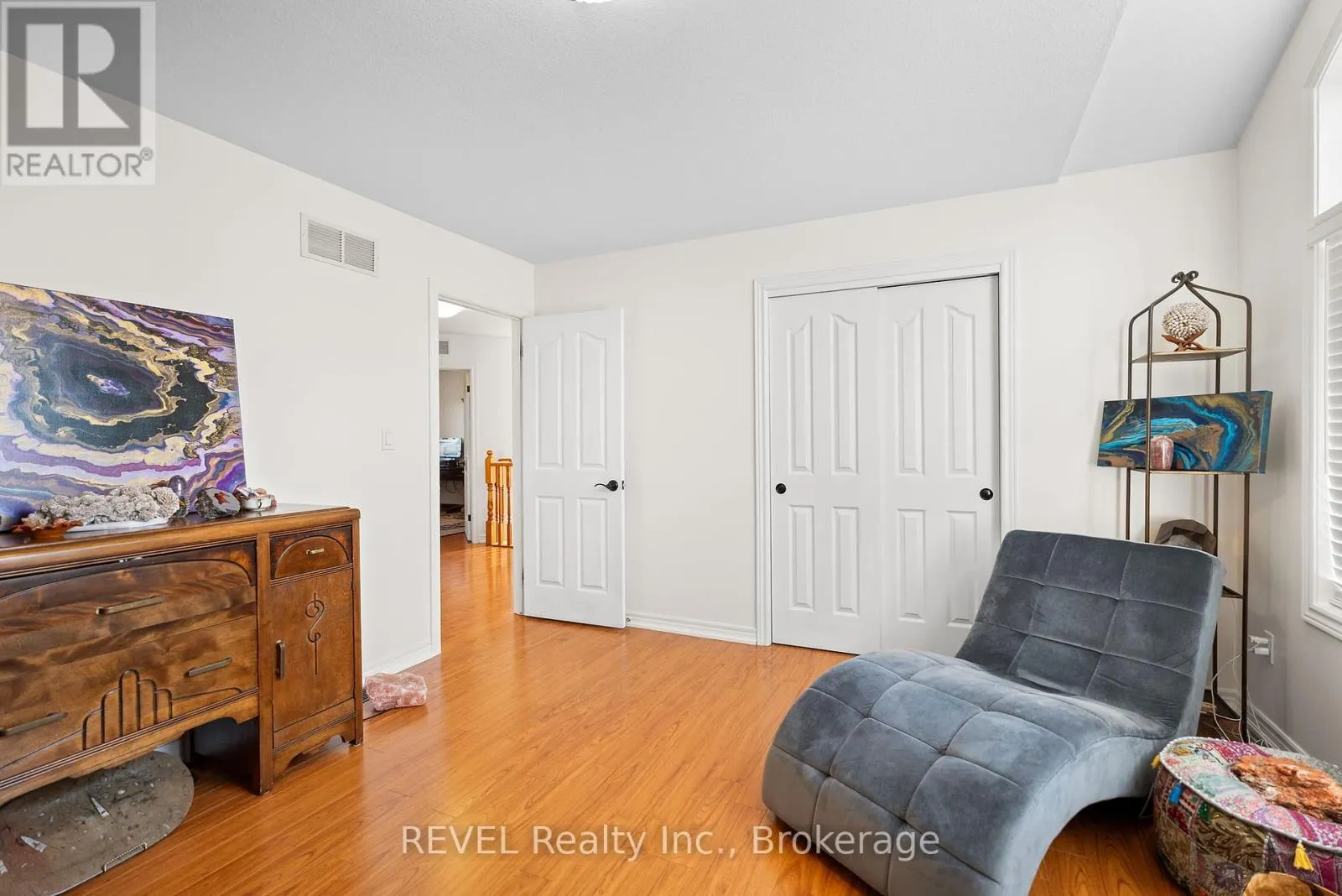 99 LORETTA DRIVE