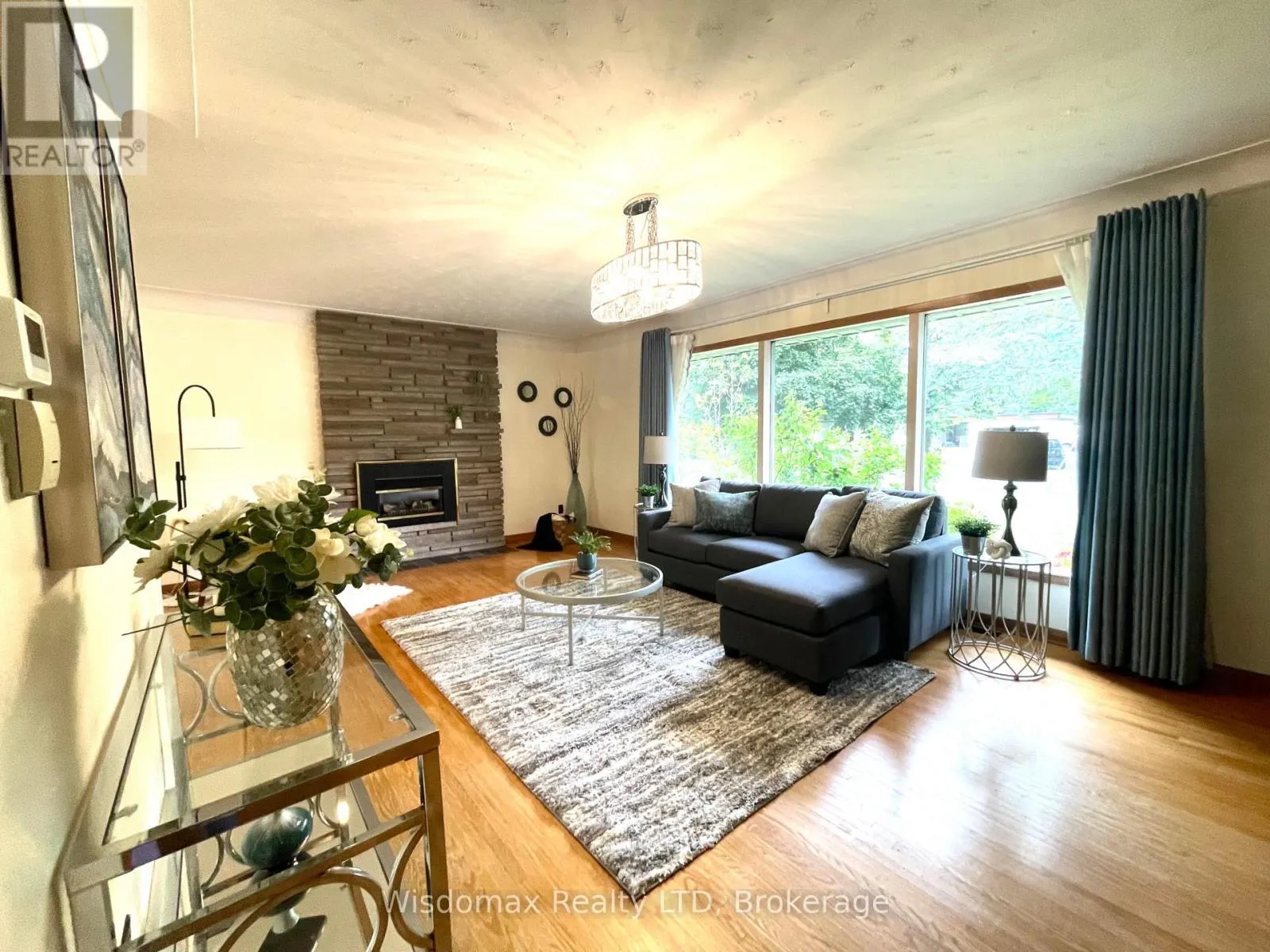 110 RIVERVIEW BOULEVARD