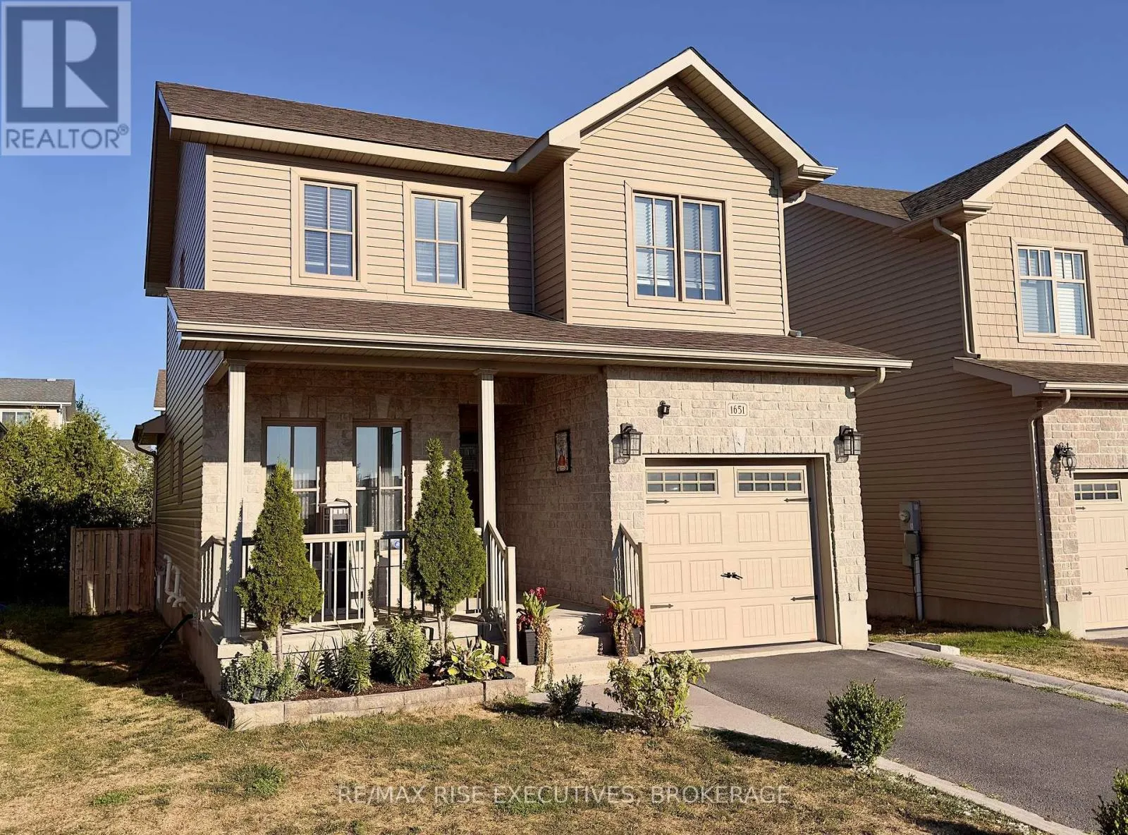 1651 CRIMSON CRESCENT