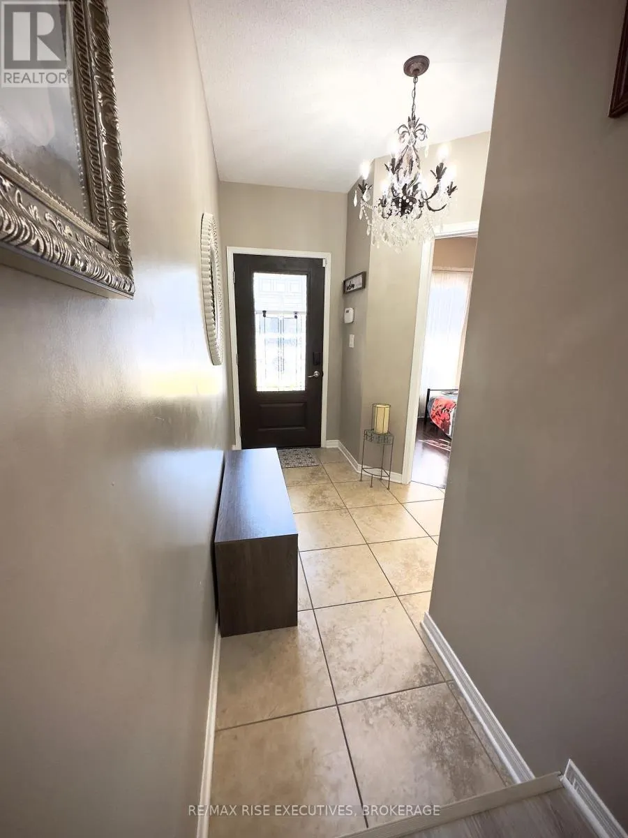 1651 CRIMSON CRESCENT