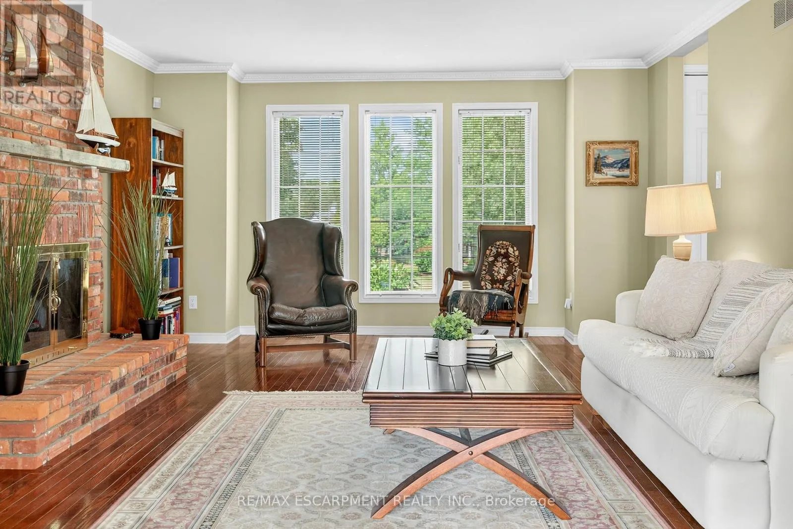 22 WENEIL DRIVE