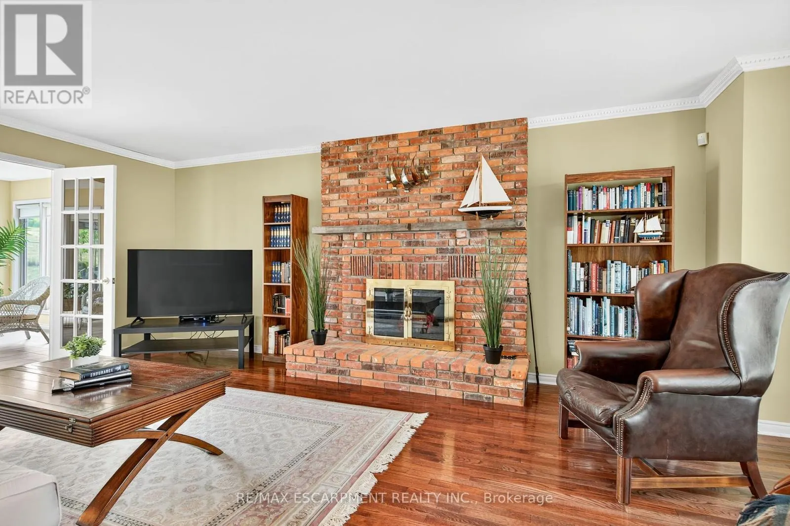 22 WENEIL DRIVE