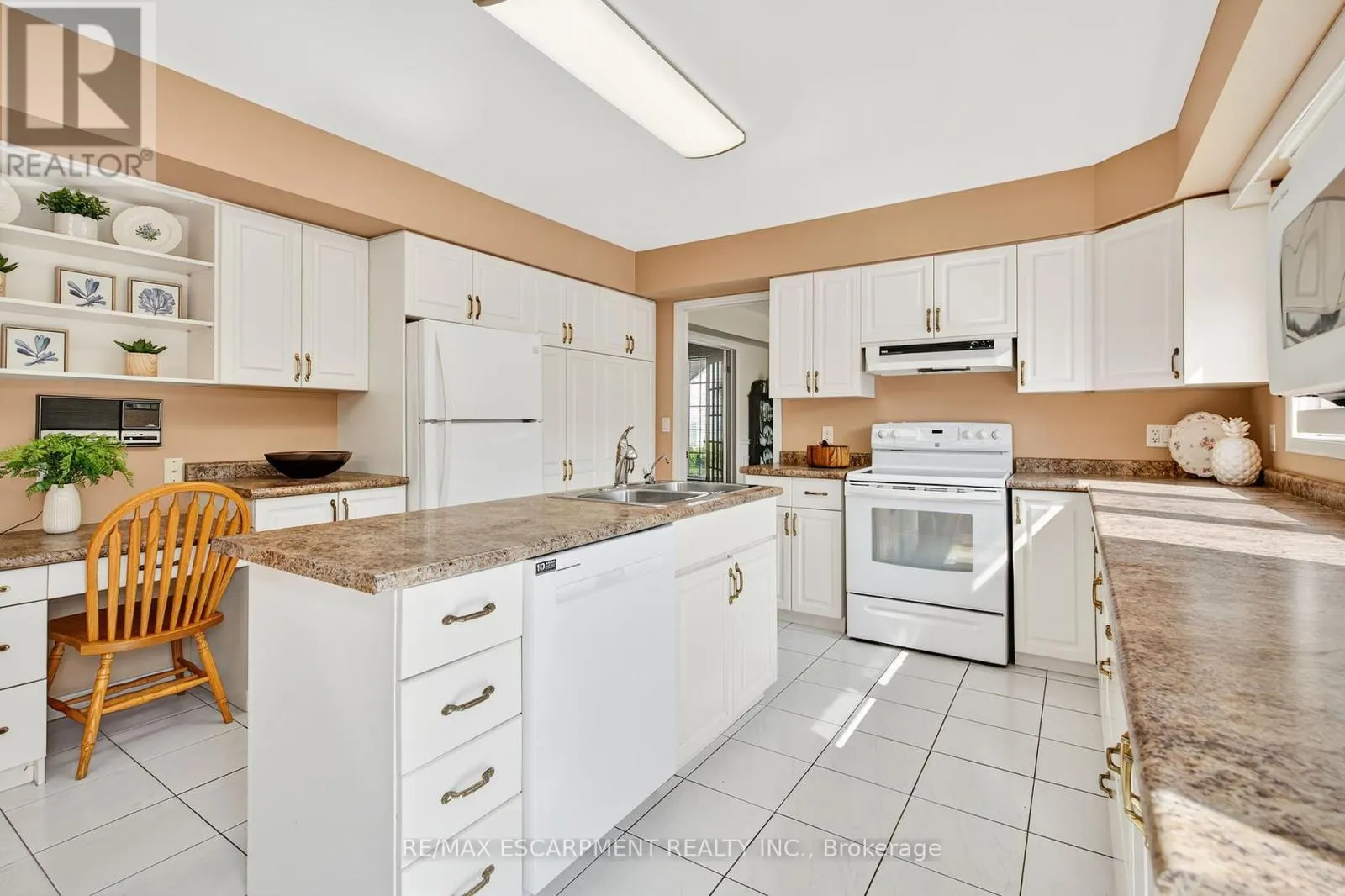 22 WENEIL DRIVE