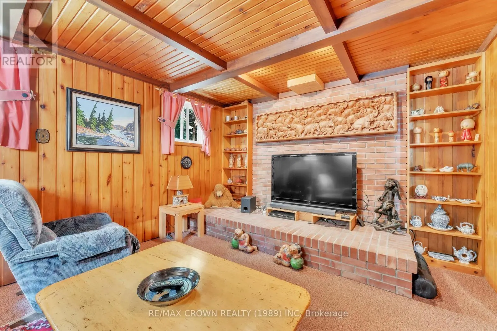 796 LALANDE ROAD