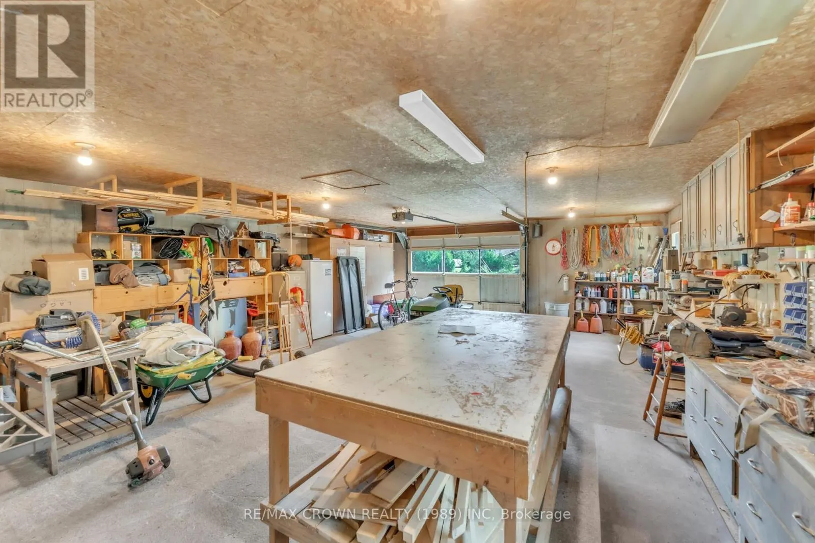 796 LALANDE ROAD