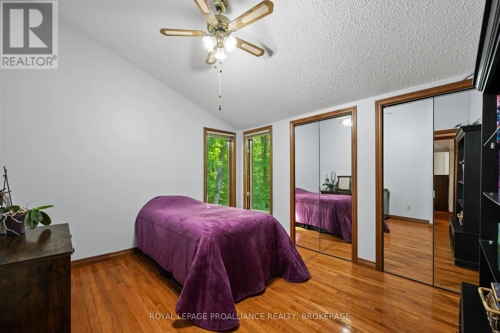 1596 GROUSEWOOD LANE