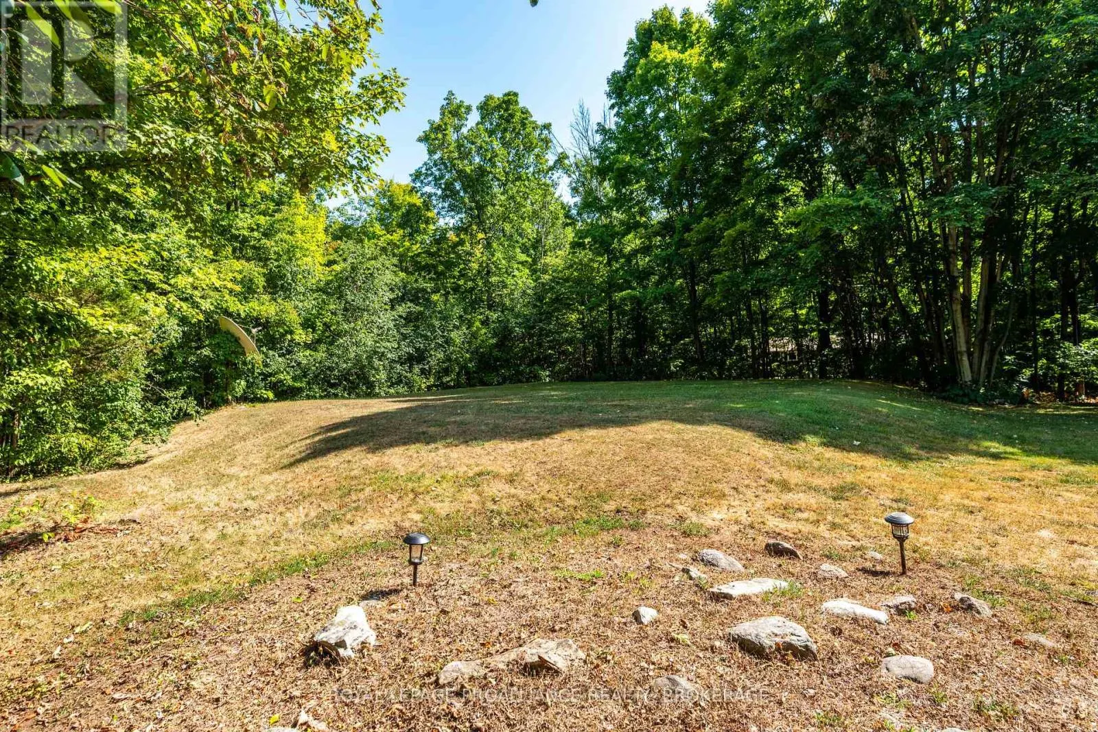 1596 GROUSEWOOD LANE