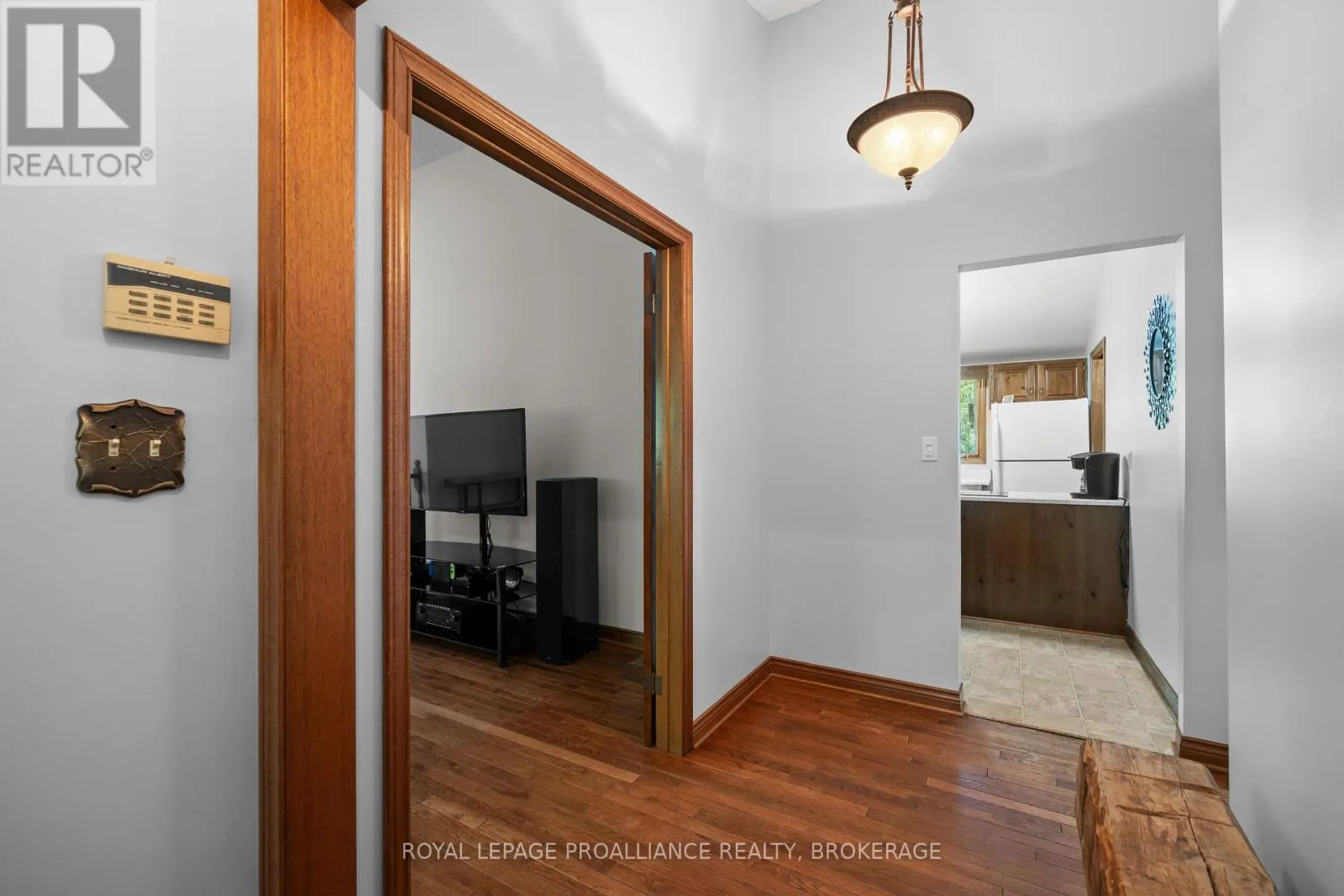 1596 GROUSEWOOD LANE