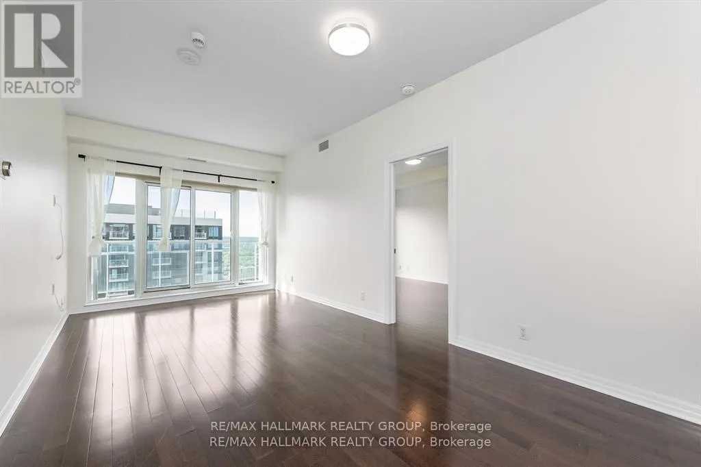 PH1-2702 - 242 RIDEAU STREET