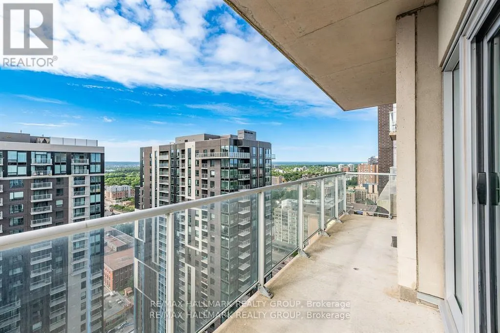 PH1-2702 - 242 RIDEAU STREET
