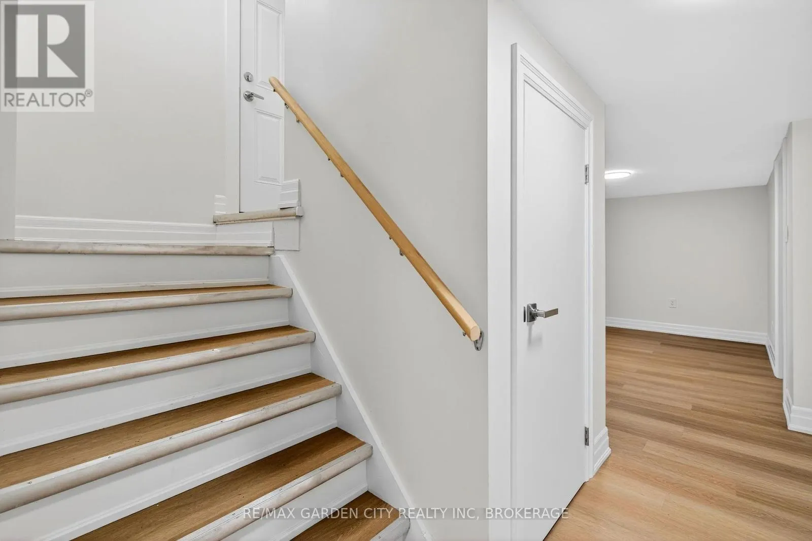 LOWER - 104 CARRICK AVENUE, #LOWER