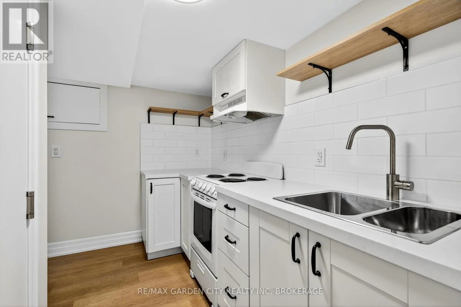 LOWER - 104 CARRICK AVENUE, #LOWER