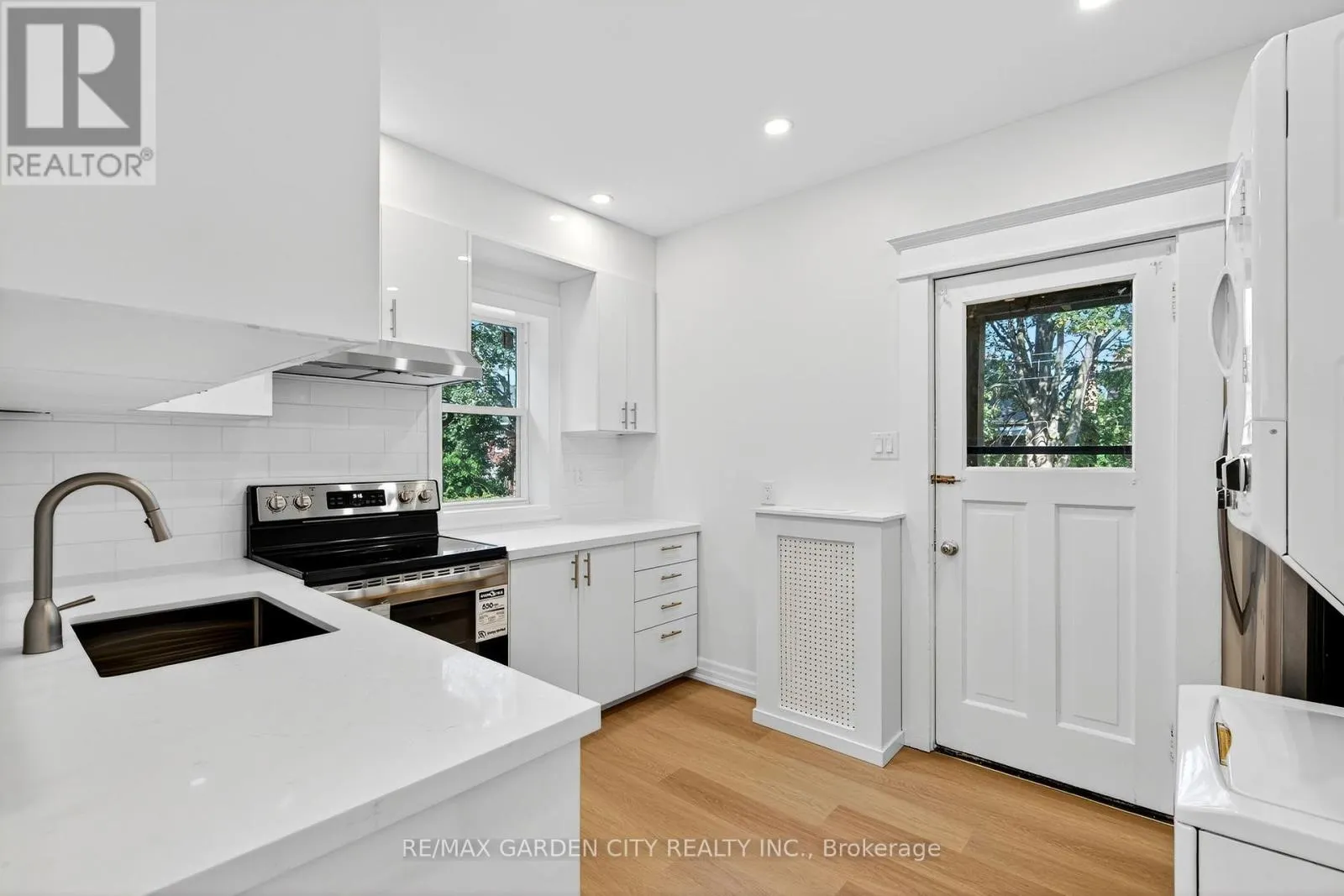 UPPER - 104 CARRICK AVENUE