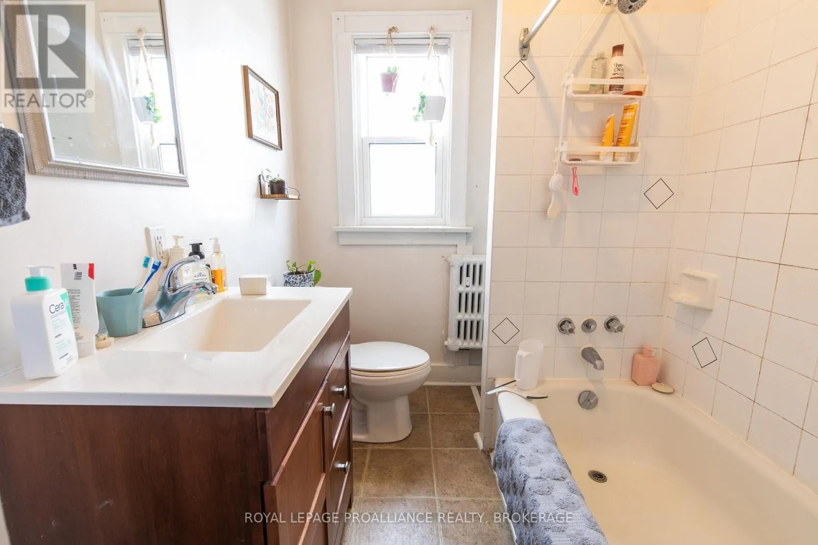 512-514 MACDONNELL STREET