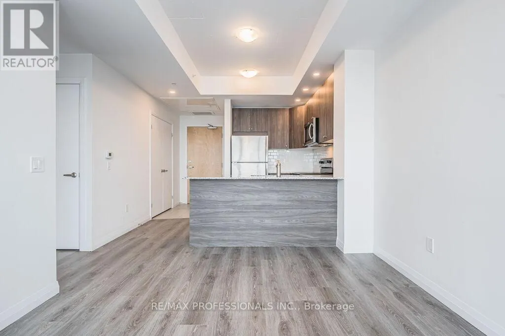 2504 - 60 CHARLES STREET W