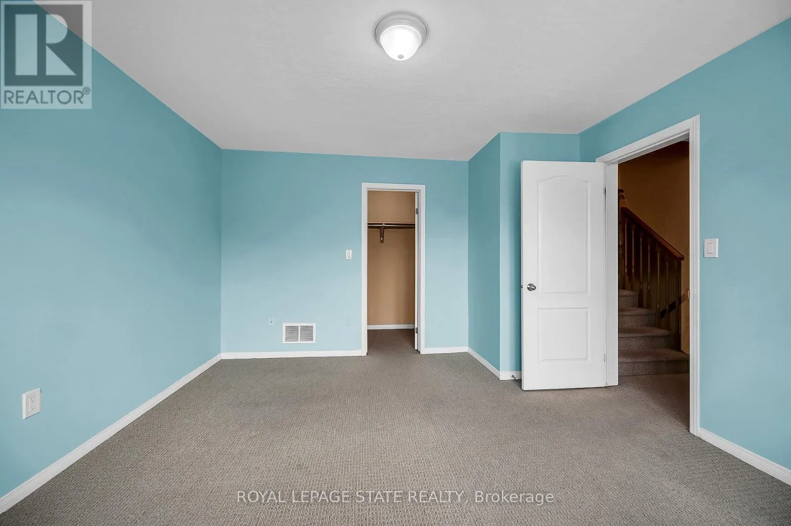 24 - 170 PALACEBEACH TRAIL