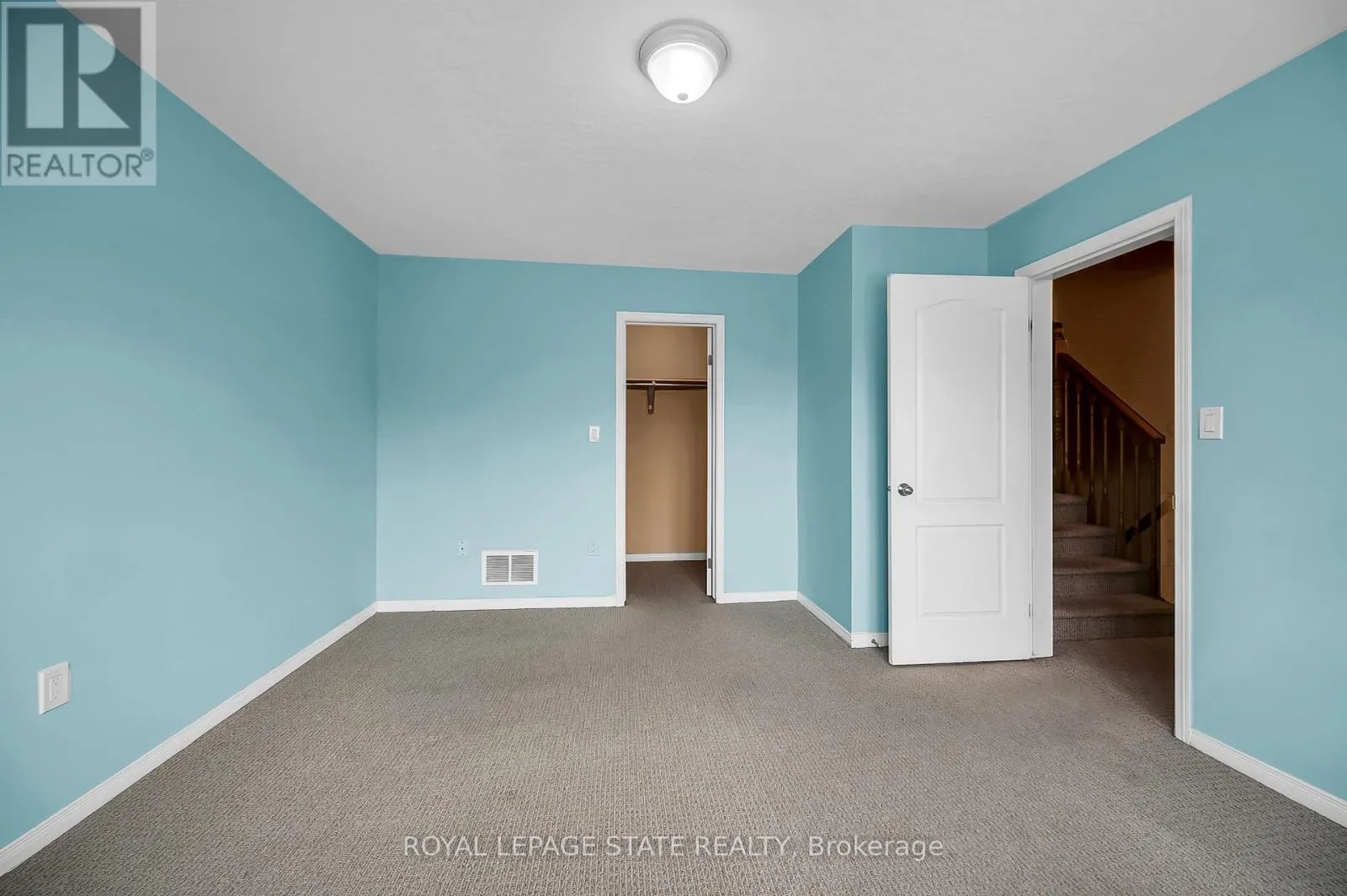 24 - 170 PALACEBEACH TRAIL