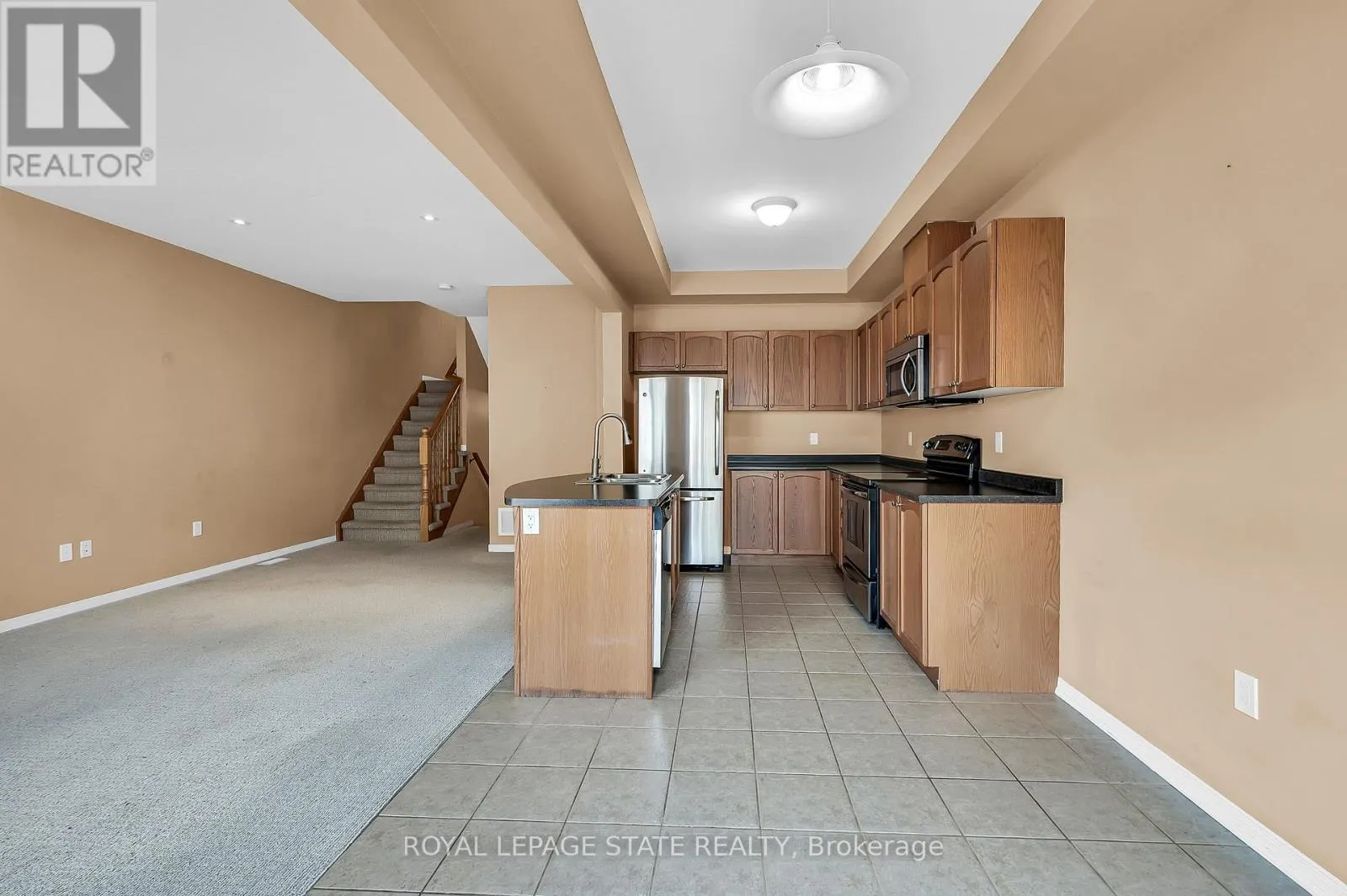 24 - 170 PALACEBEACH TRAIL