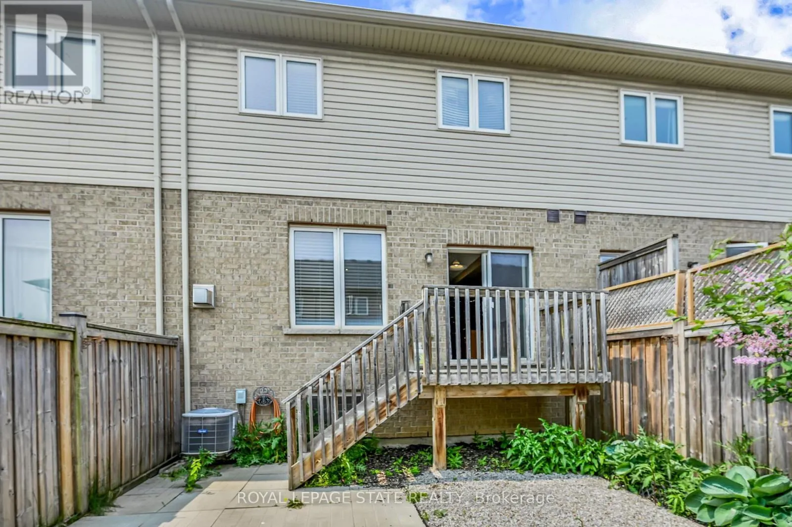 24 - 170 PALACEBEACH TRAIL
