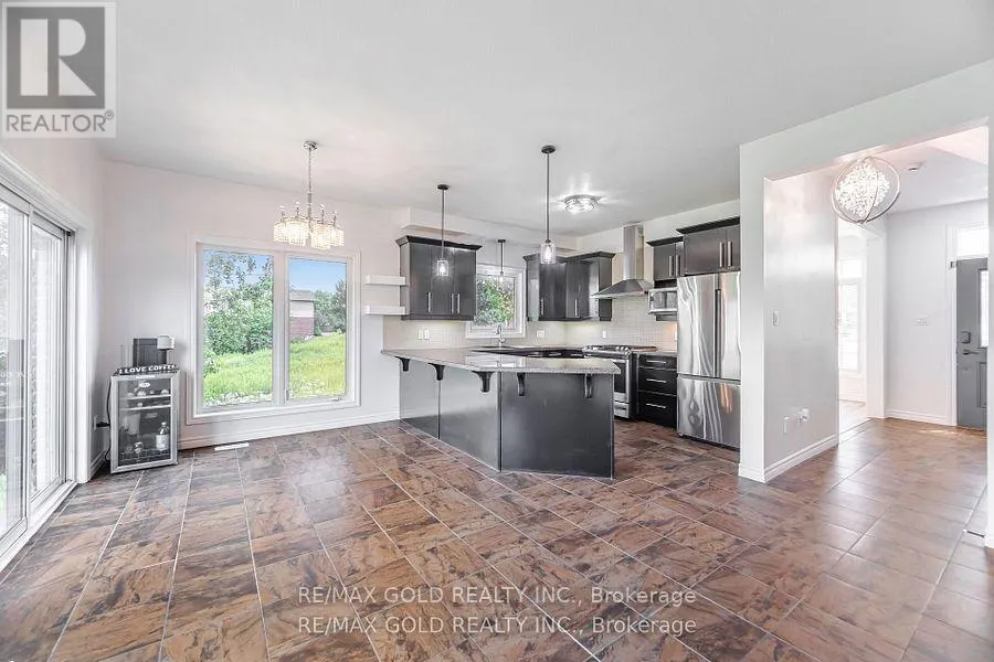 224 SKYLINE AVENUE