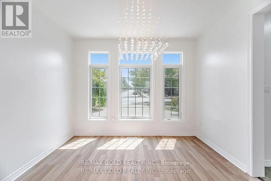 224 SKYLINE AVENUE