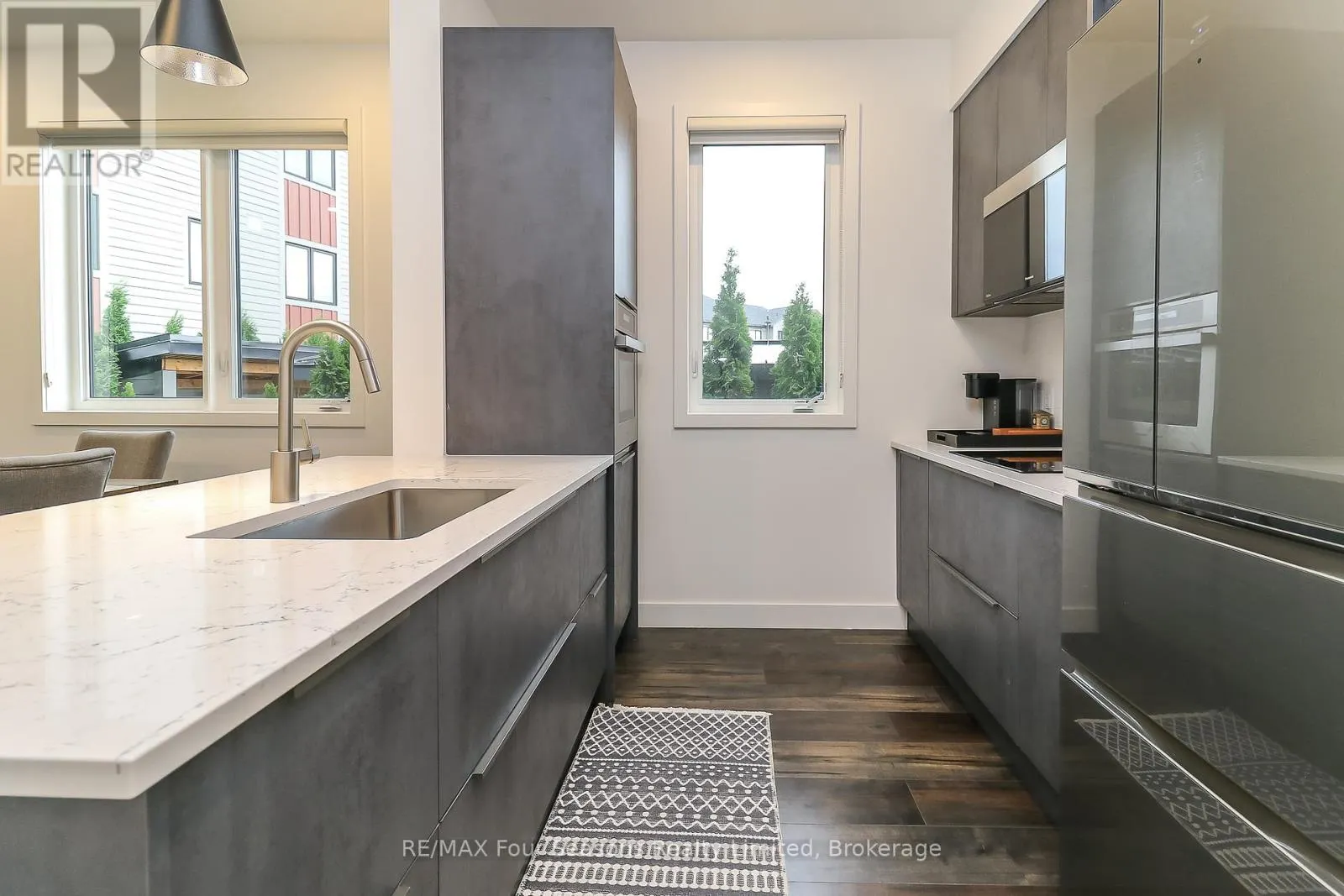 107 - 12 BEAUSOLEIL LANE, #107