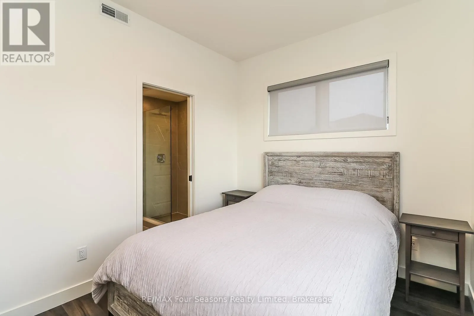 107 - 12 BEAUSOLEIL LANE, #107