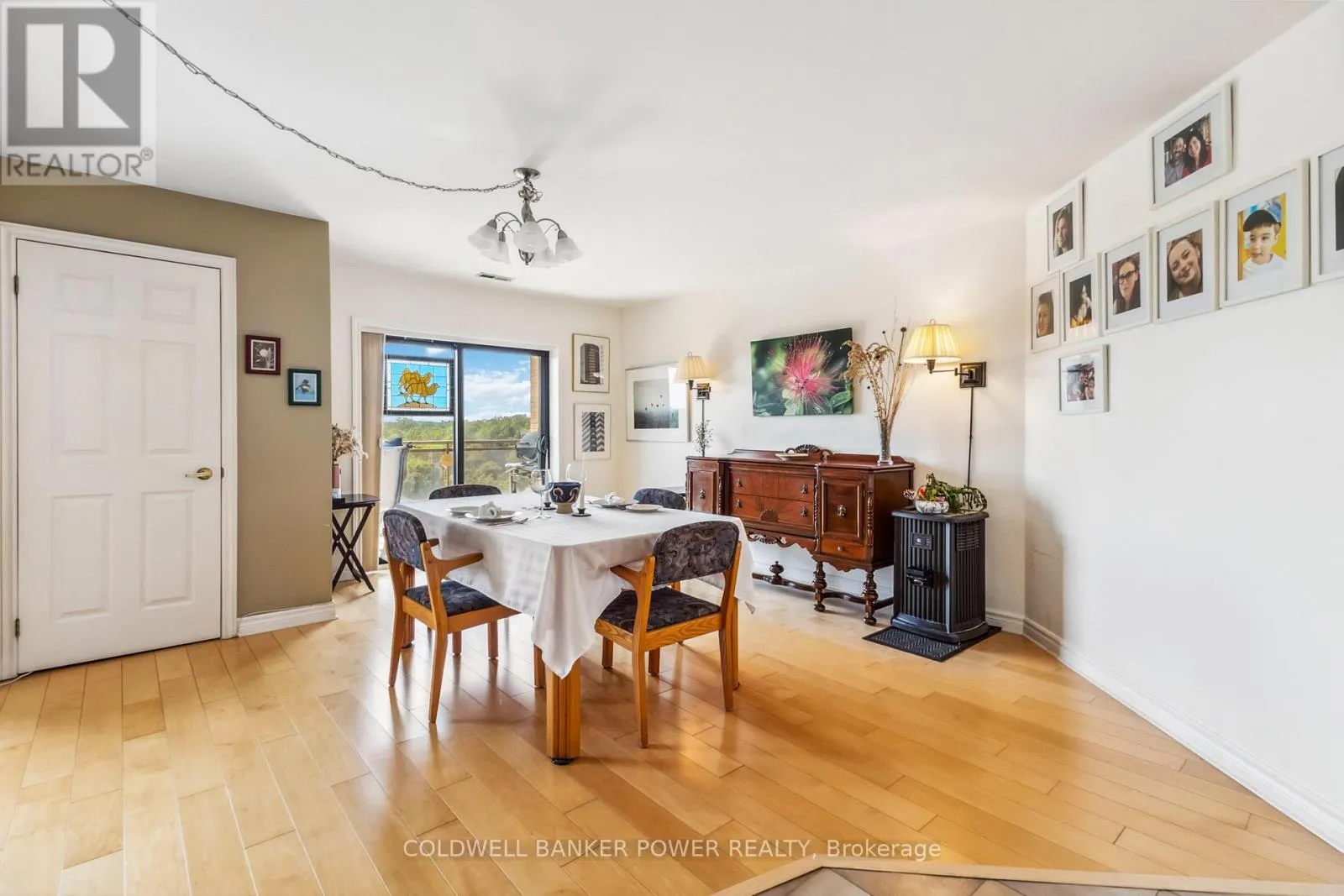 602 - 19 KING STREET, #602