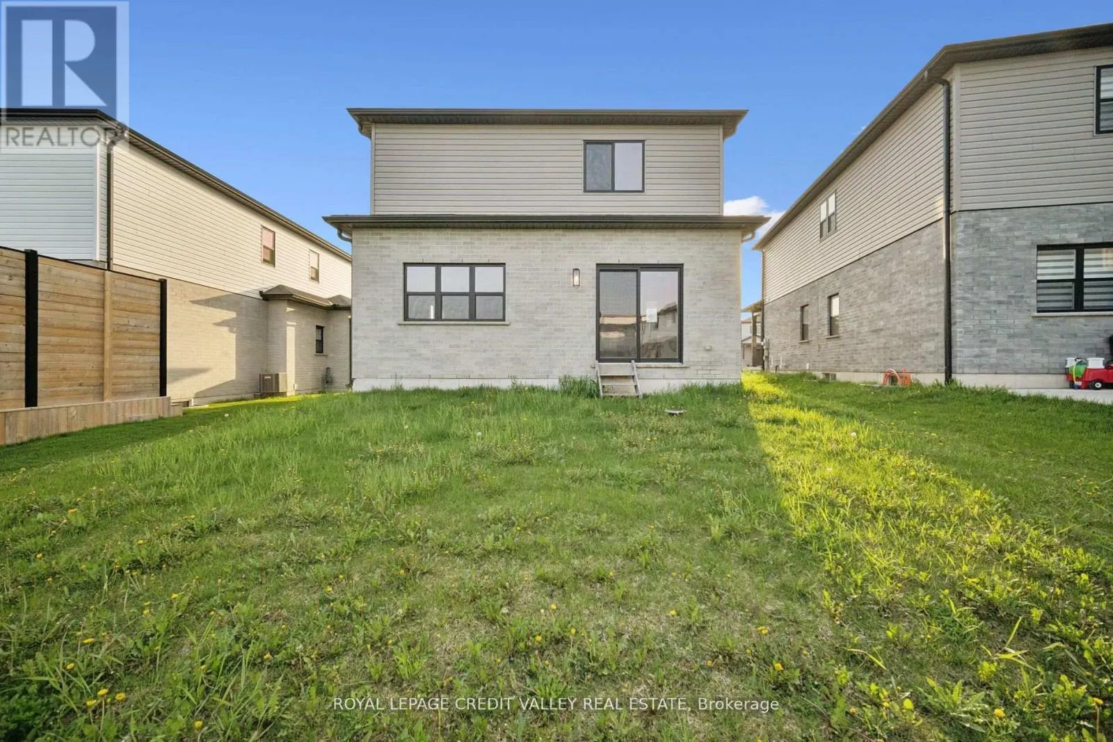 198 MIDDLETON AVENUE