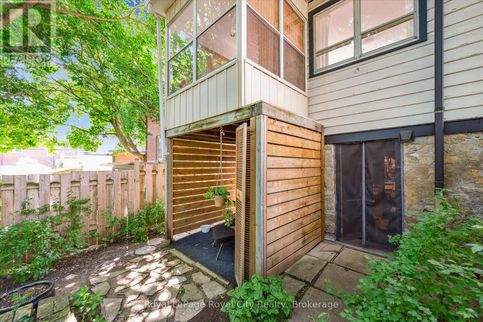 80 CORK STREET W