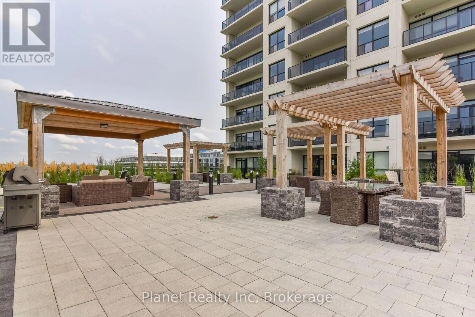 601 - 150 WELLINGTON STREET E, #601
