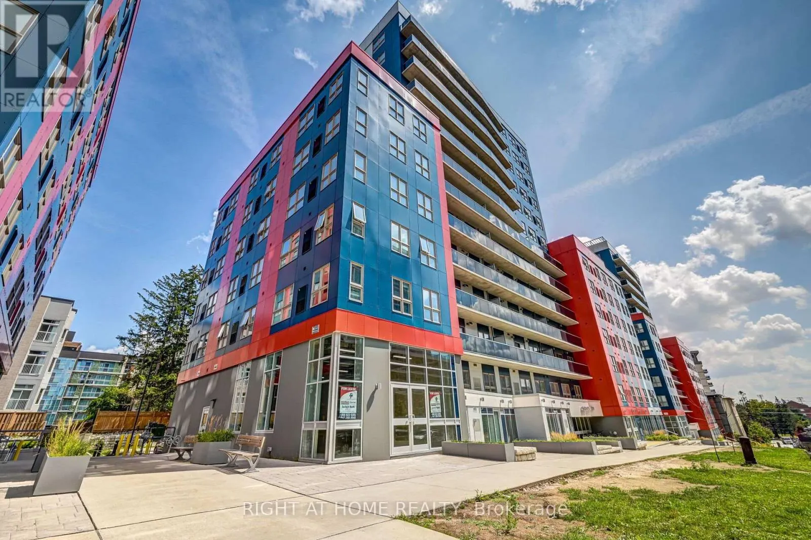 215 - 258B SUNVIEW STREET