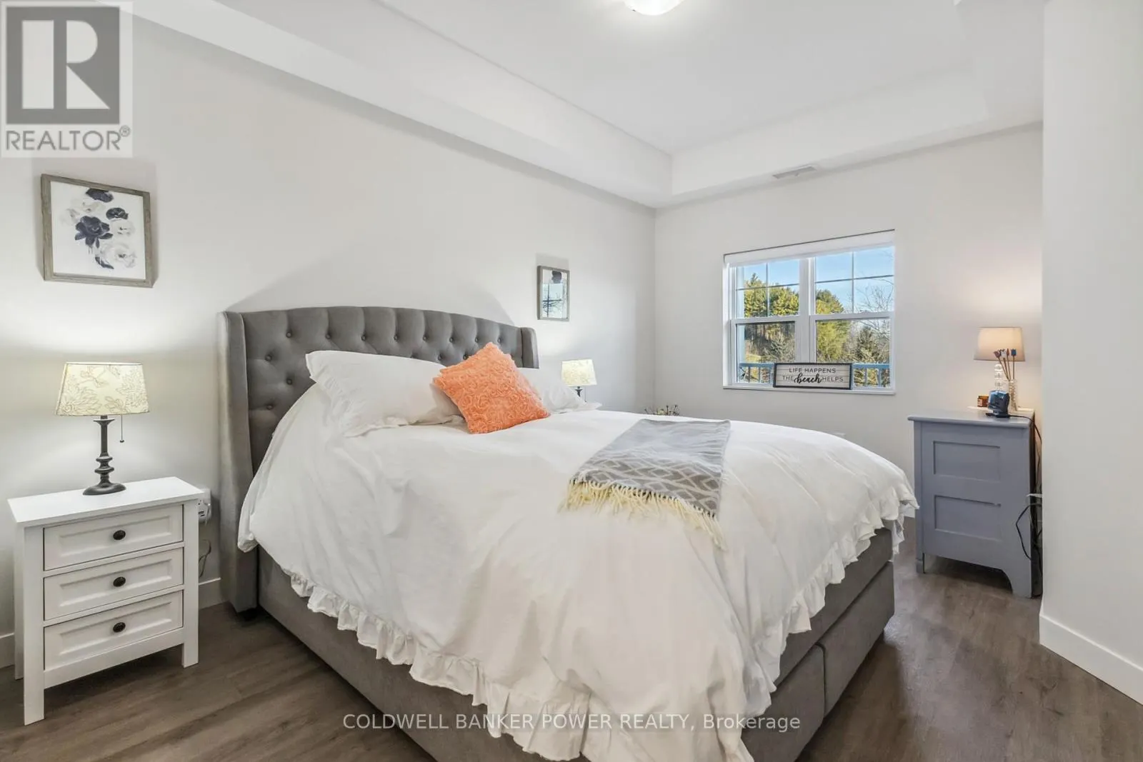305 - 100 THE PROMENADE WAY, #305