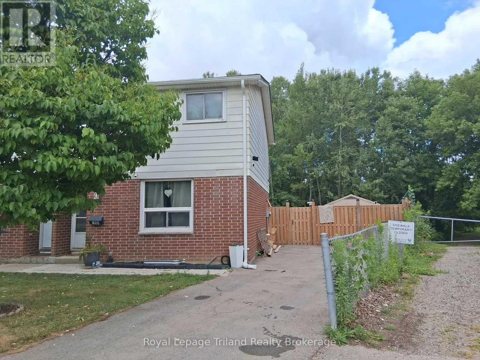 144 KEATS DRIVE