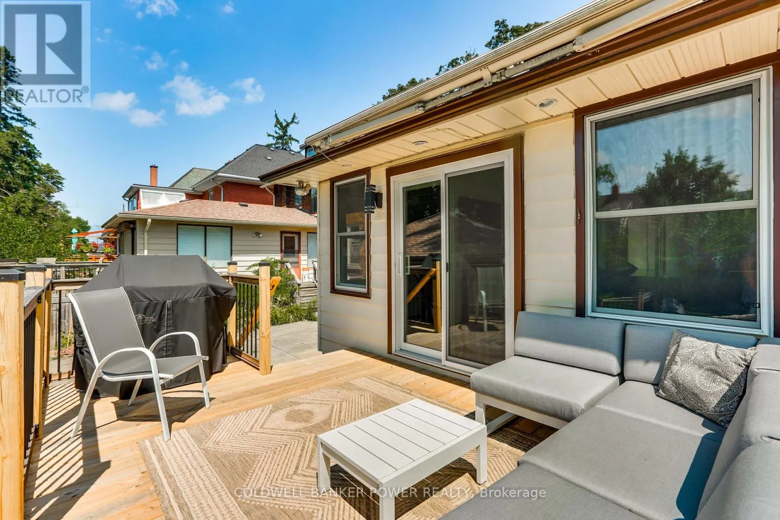 27 BELGRAVE AVENUE