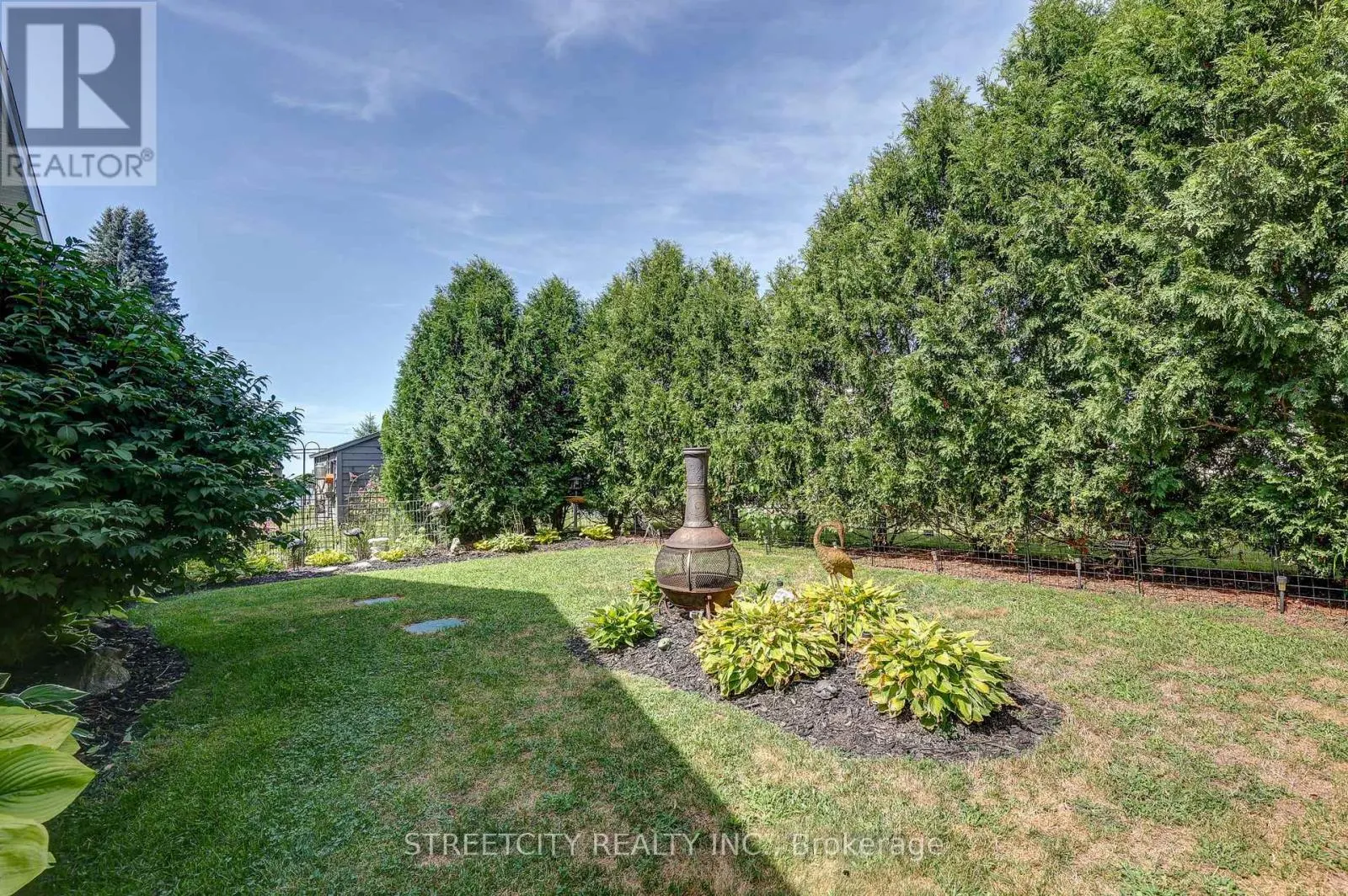 481 RICHARD CRESCENT