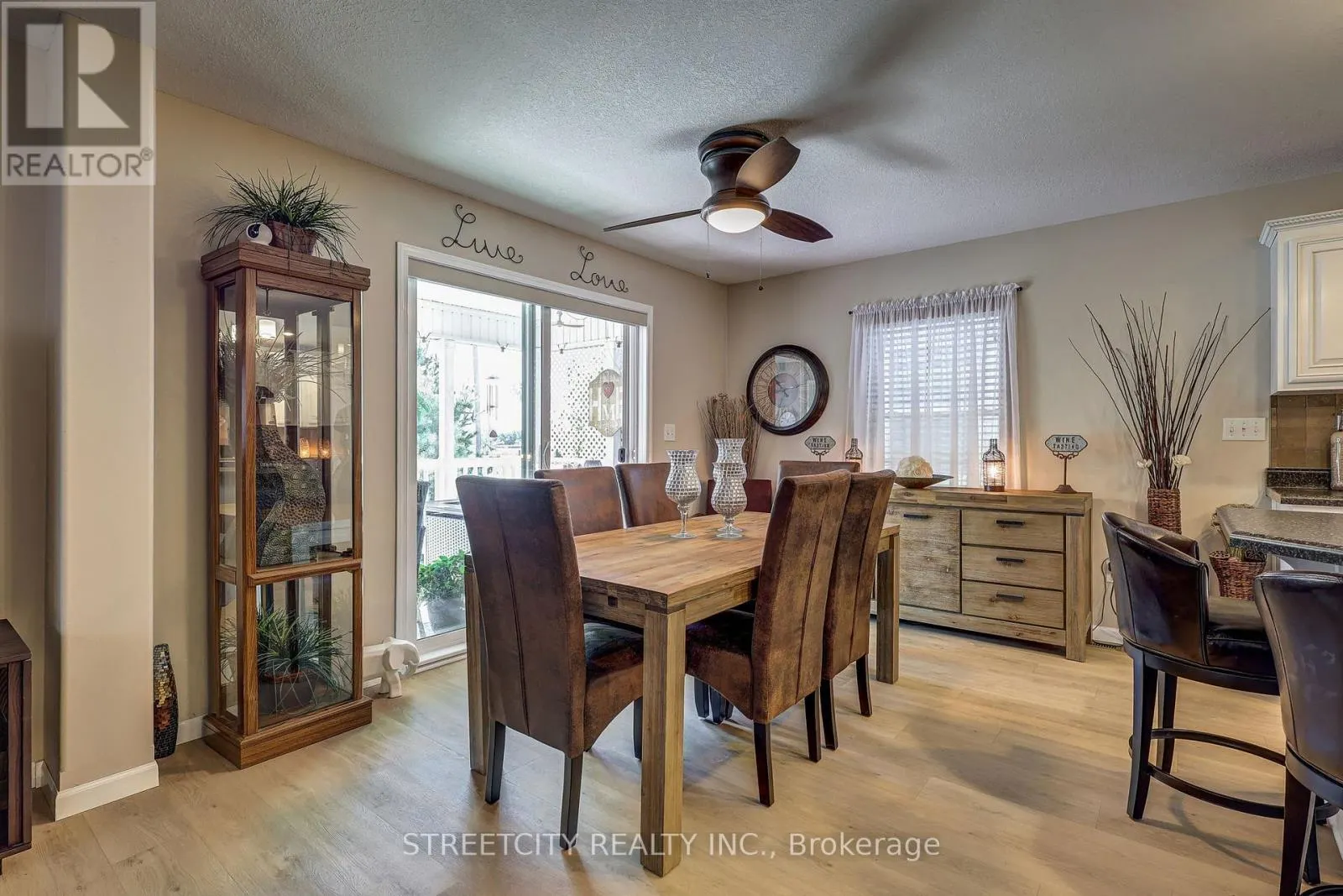 481 RICHARD CRESCENT