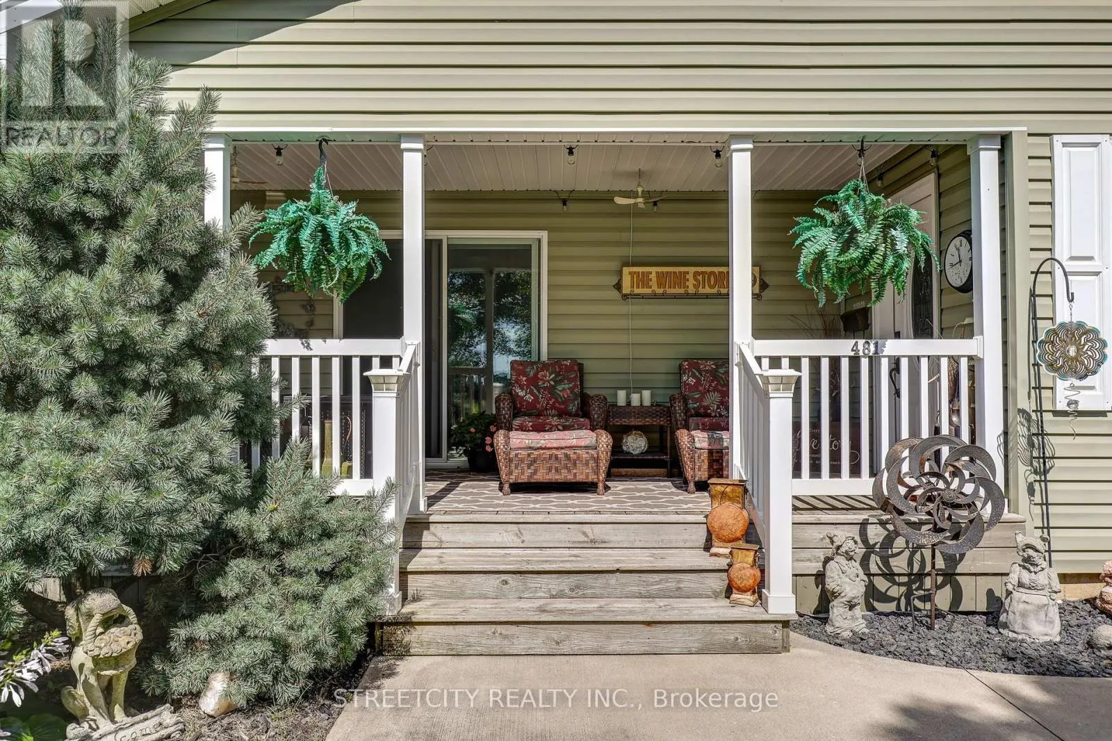 481 RICHARD CRESCENT